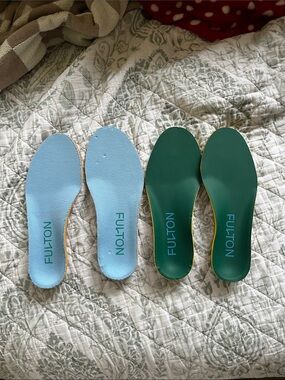 Women's Supportive Insoles - Blue and Green